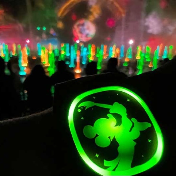 California Adventure New Unlinked MagicBand+ World of Color - Picture 5 of 7